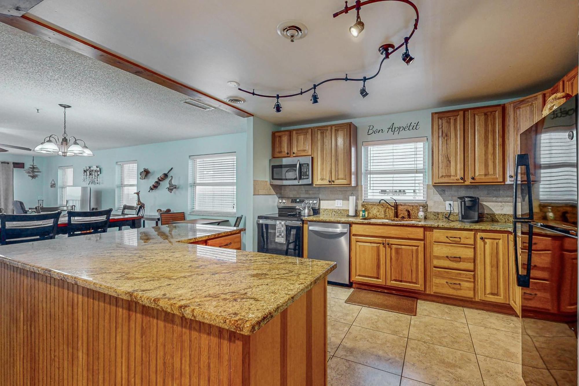 Sea Breeze 608 * St. Pete Beach